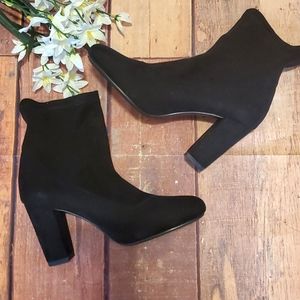 🌸WOMEN'S BLACK FAUX SUEDE BOOTIES